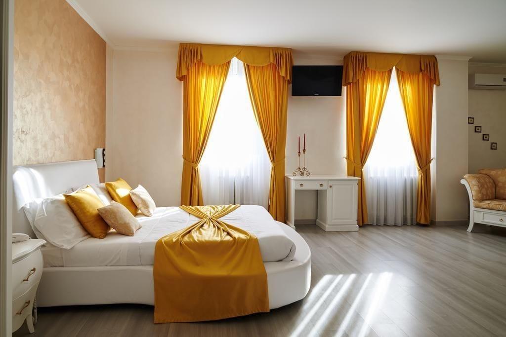 Hotel Villa Delle Ortensie Sant'Omobono Imagna Exterior foto